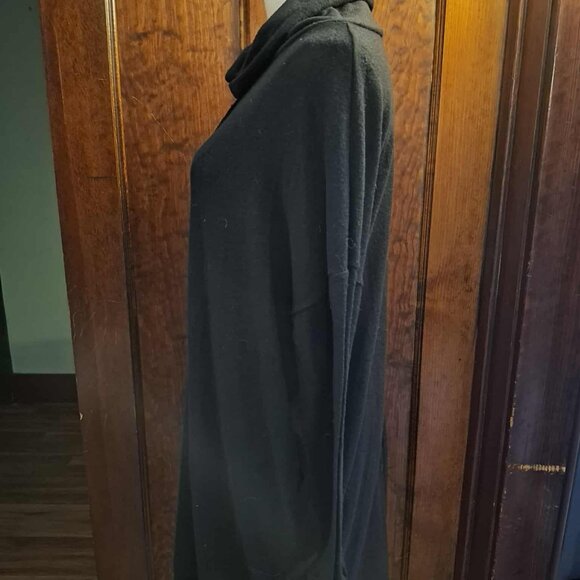 Haptics Tunic Style Sweater - Picture 5 of 7